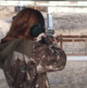 Meet your Posher, Alyson